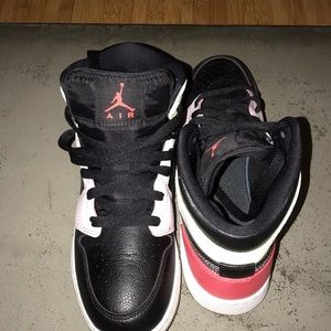 Air Jordan 1 mid GS glow in the dark bottom shoes